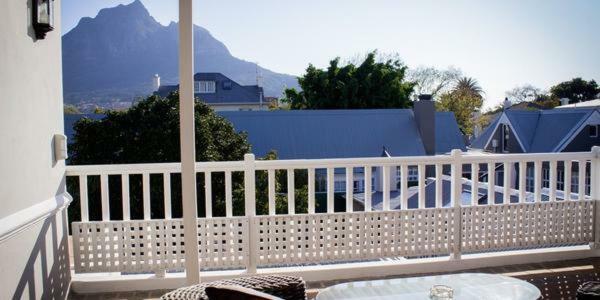 Westbury House Guest House Cape Town Exterior photo